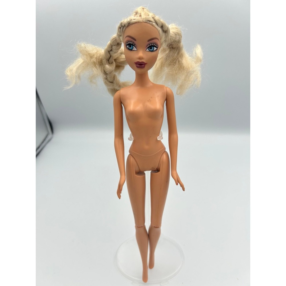 Barbie My Scene Crusin In My Ride Barbie doll